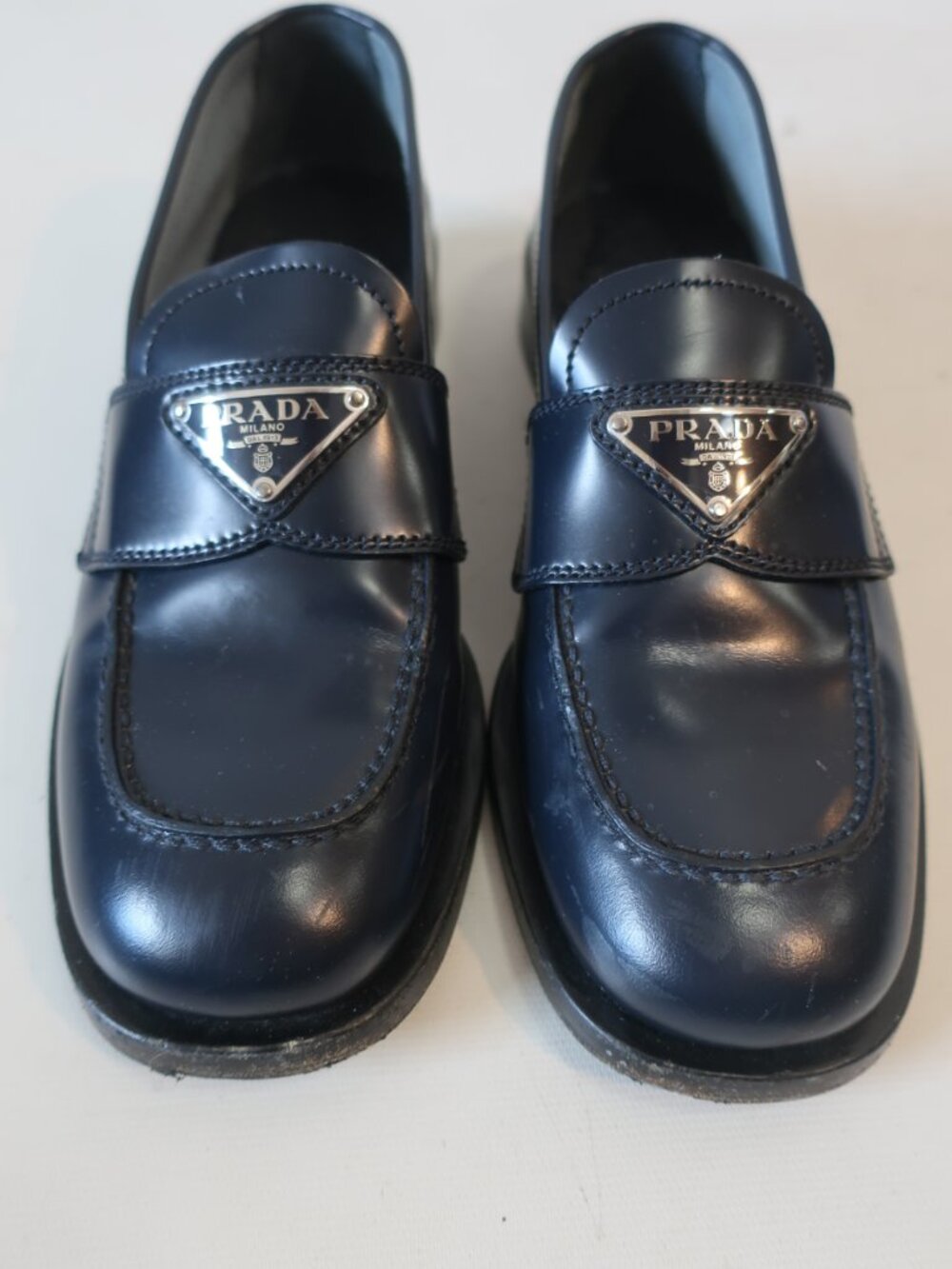 Authentic Womens Prada Dark Navy Blue Brushed Leather Logo Loafers 35.5 US/5.5 - Picture 13 of 16